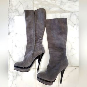 YSL boots size 39.5 Grey Suede